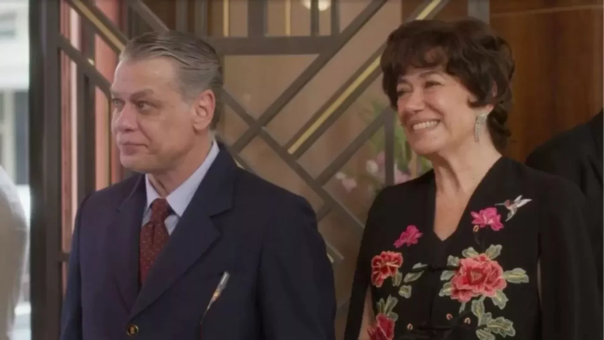 Em 'Garota do Momento', Maristela e Juliano sequestram Clarice