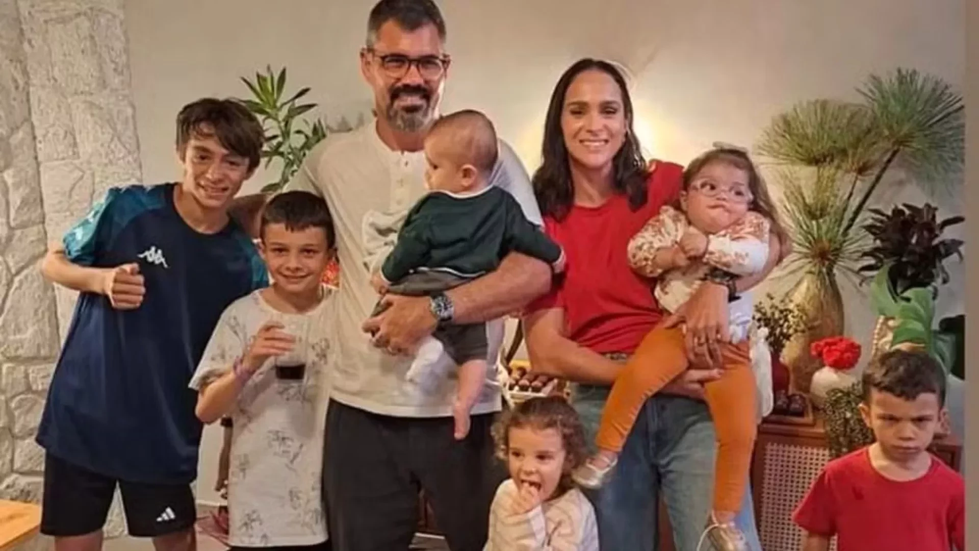 Famosos que, assim como Rihanna, tiveram uma gestação atrás da outra - imagem 129877