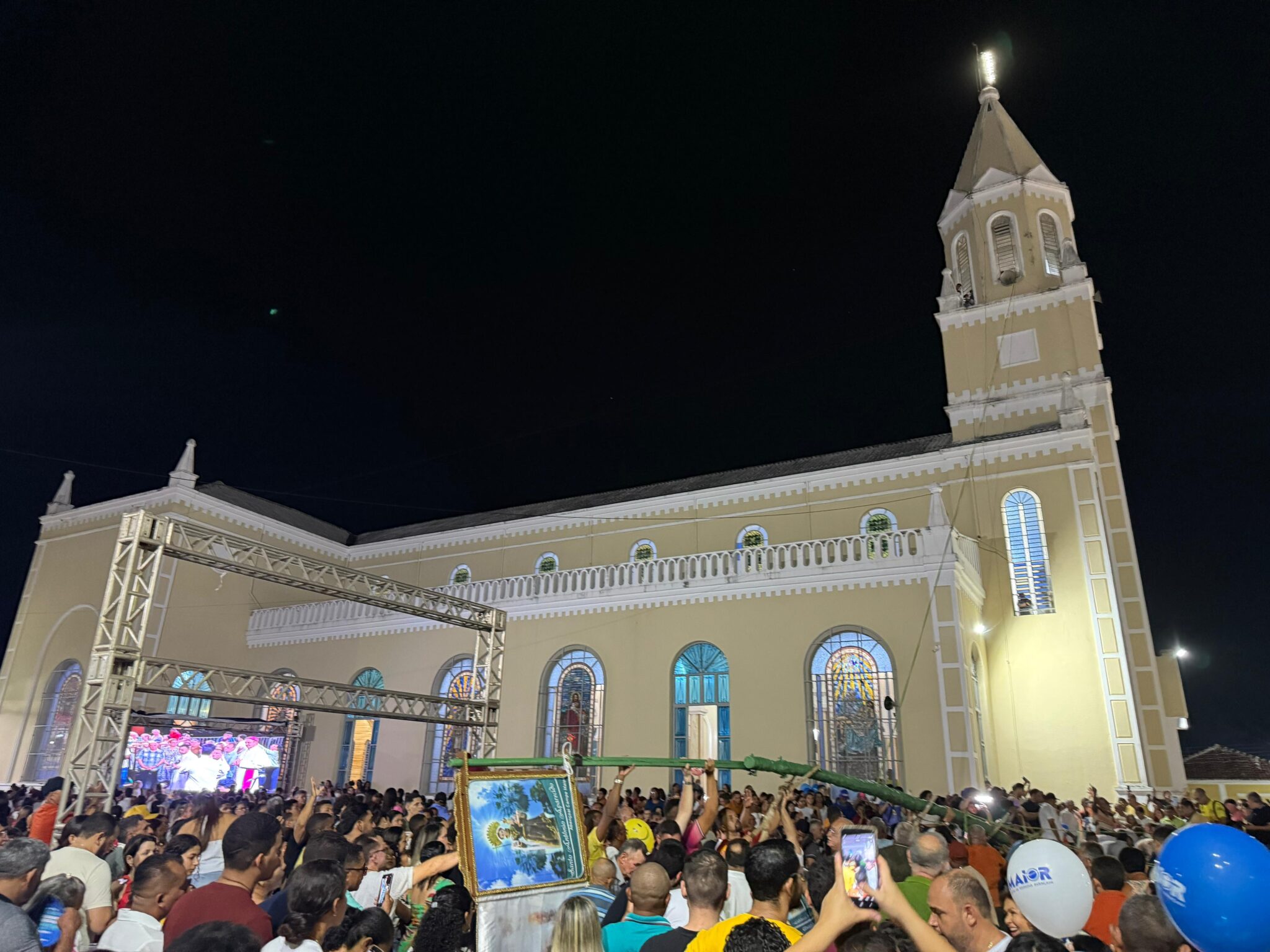Tradicional procissão do mastro abre festejos de Santo Antônio em Campo Maior - Imagem 2