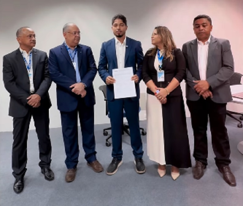 Prefeitura de Cristino Castro assina contrato de R$ 17 milhões 