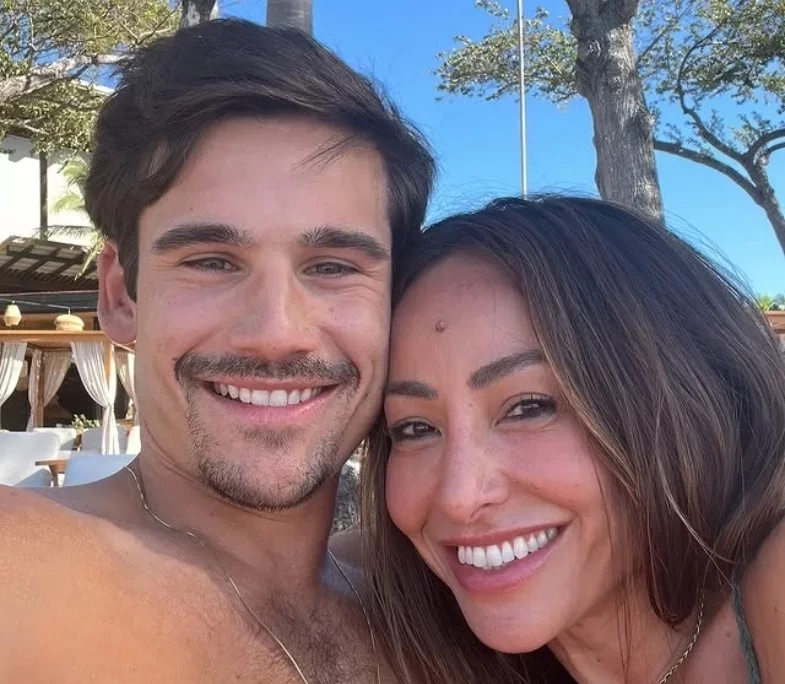 Nicolas Prattes se declara à Sabrina Sato: “Que saudade senti de você em outras vidas”