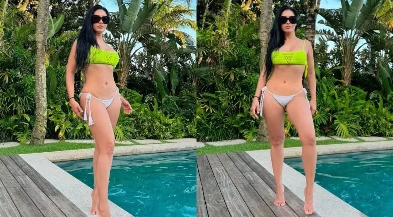 Aniversariante do dia, Simaria surge de biquíni e ostenta corpão à beira da piscina