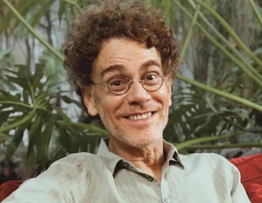 Nando Reis revela ser membro do Alcoólicos Anônimos: “Eu sou alcoólatra”