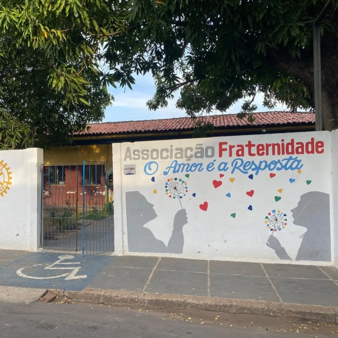 Fraternidade O Amor é a Resposta 