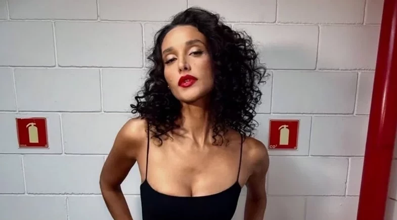 Débora Nascimento comenta sobre sua sexualidade e choca os fãs: “Estou passada”