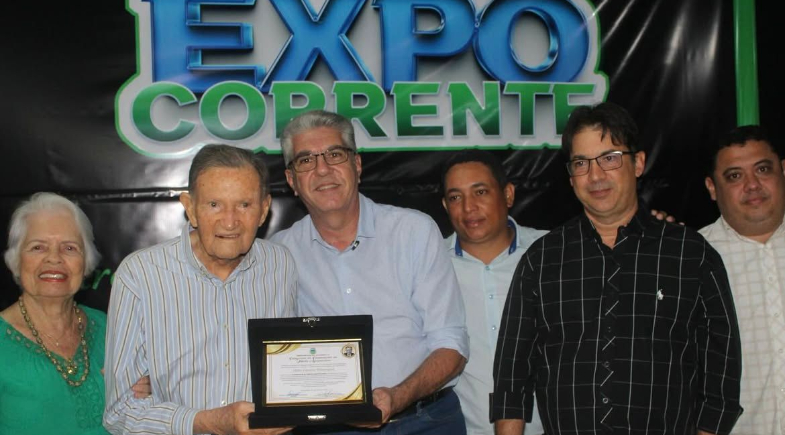 Prefeitura de Corrente realiza abertura da 48ª ExpoCorrente com entrega de comenda em homenagem ao setor agropecuário