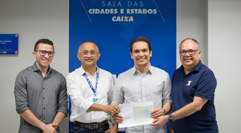 Prefeito Dr. Gilberto Júnior assina contrato de mais de R$ 14 milhões para novas obras em Uruçuí