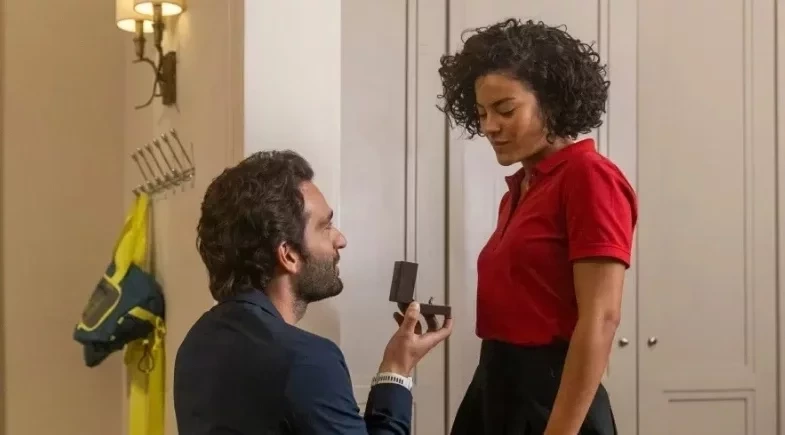 Em ‘Vale Tudo’, Maria de Fátima surpreende Afonso e se aproxima de seu maior sonho