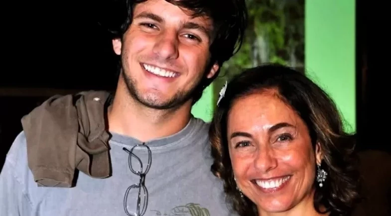 Cissa Guimarães emociona a web com declaração ao filho que morreu há 15 anos