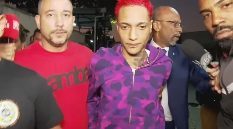 Oruam se entrega à polícia após ter prisão preventiva decretada pela Justiça 