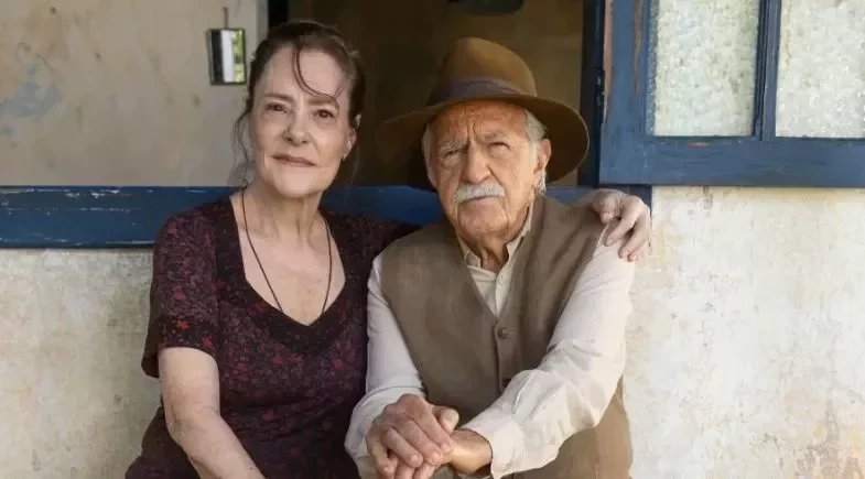 Em 'Êta Mundo Melhor', Cunegundes elabora plano macabro com bebê e movimenta trama