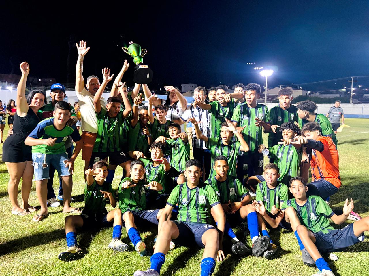 Francisco Santos conquista título da sede na Copa Sertão Sub-15 e revela talentos para o Fluminense-PI - Imagem 1