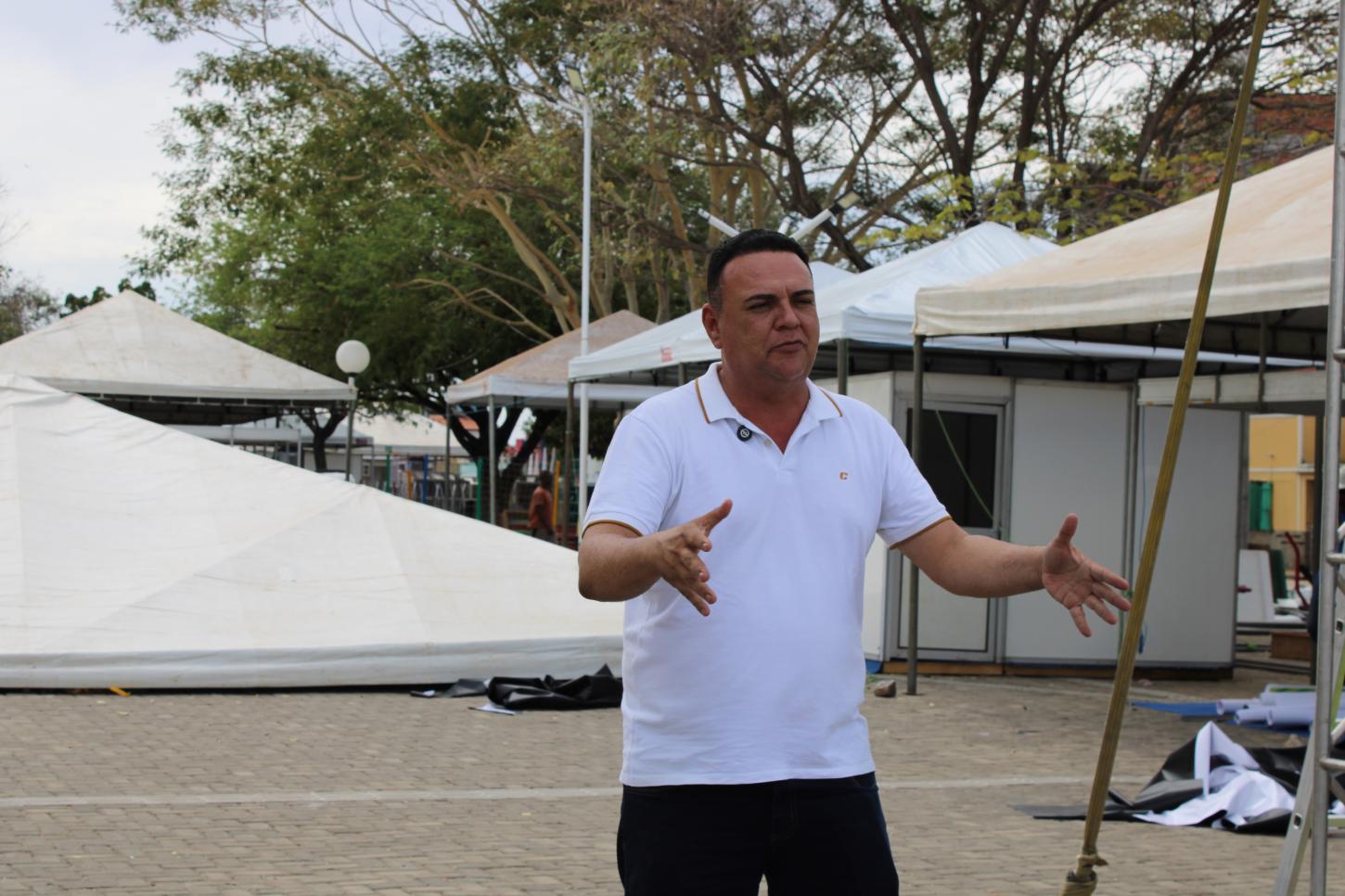 Prefeito Rogério Castro acompanha preparativos para a Feira de Serviços do “Diálogos pelo Piauí” - Imagem 3