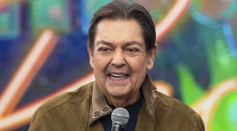 Equipe atualiza estado de saúde de Faustão após novos transplantes 