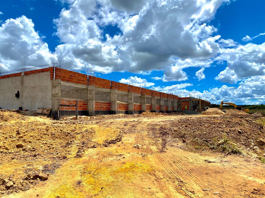 Vice-governador Themístocles Filho e deputado Marcos Aurélio visitam obras do IFPI em Esperantina - Imagem 9