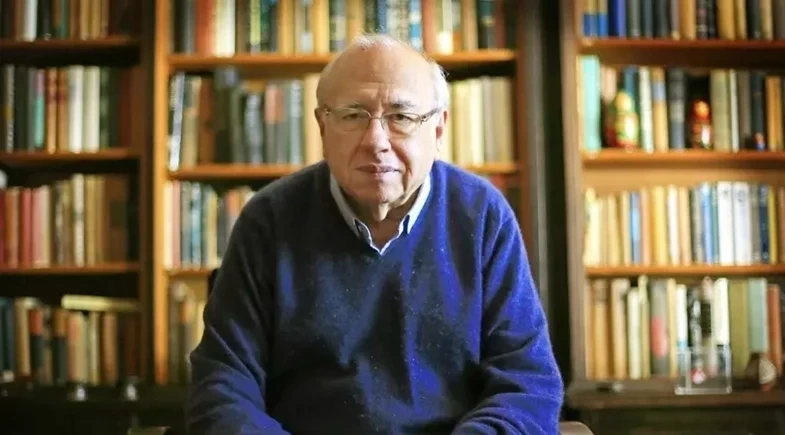 Escritor Luis Fernando Verissimo é internado em estado grave em Porto Alegre