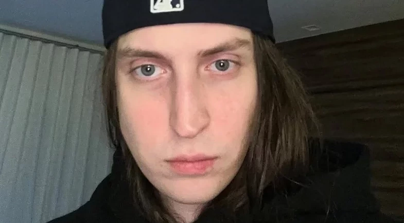 'Vai pagar com a vida': Felca é ameaçado, e Justiça manda quebrar sigilo de e-mail