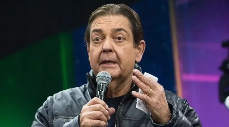Faustão apresenta melhora progressiva e recebe alta de UTI, diz boletim 