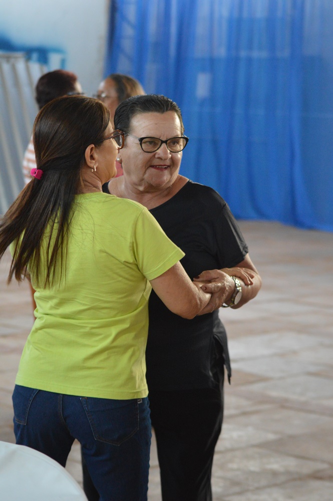 Alegria e integração marcam o primeiro Forró dos Idosos em Marcolândia - Imagem 18