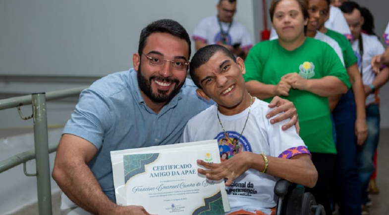 Prefeito Francisco Emanuel participa do 1º Colóquio APAE de Parnaíba