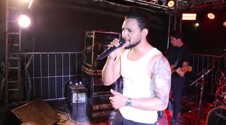 Shows movimentam a Avenida dos Estudantes na segunda noite dos Festejos de São Raimundo Nonato 