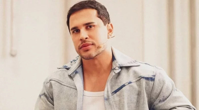 Lucas Guimarães revela se já beijou na boca após fim do casamento com Carlinhos Maia