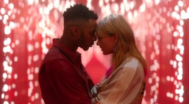 Esses 3 signos vão encontrar um amor na reta final de agosto; sortudos!