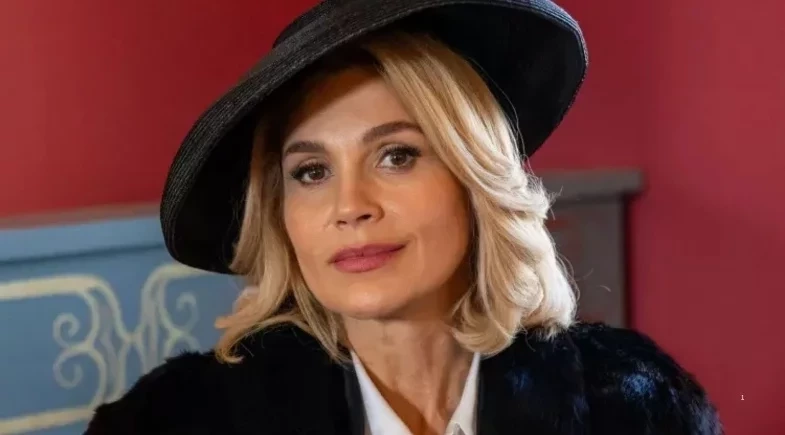 Sandra retorna à 'Êta Mundo Melhor' com sede de vingança após fugir da prisão