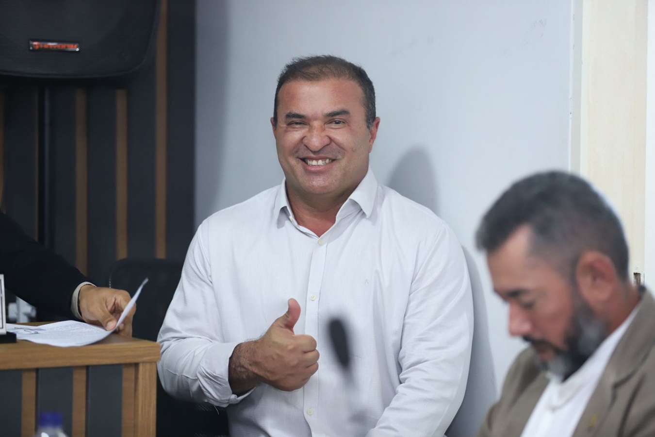 Prefeito de Curimatá participa de sessão na Câmara para discutir projetos sociais e ambientais - Imagem 4