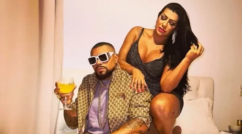 Naldo Benny revela transar mais de seis vezes por dia com Moranguinho