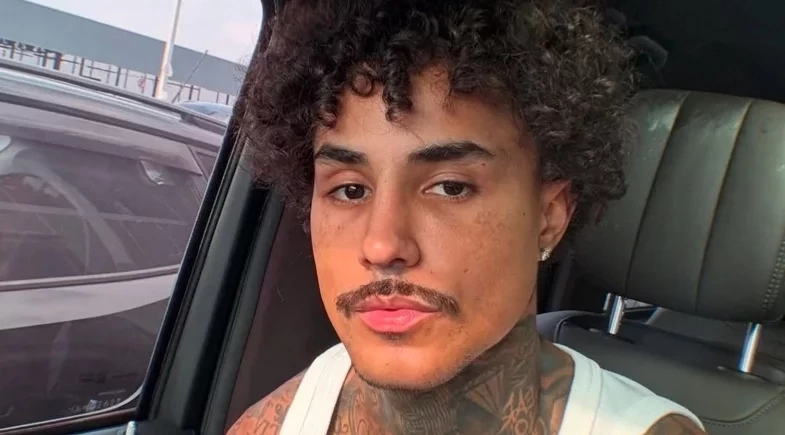 MC Livinho deixa “Dança dos Famosos” após sentir fortes dores em ensaio