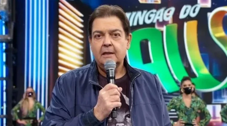 Família de Faustão revela estado de saúde do apresentador após transplantes