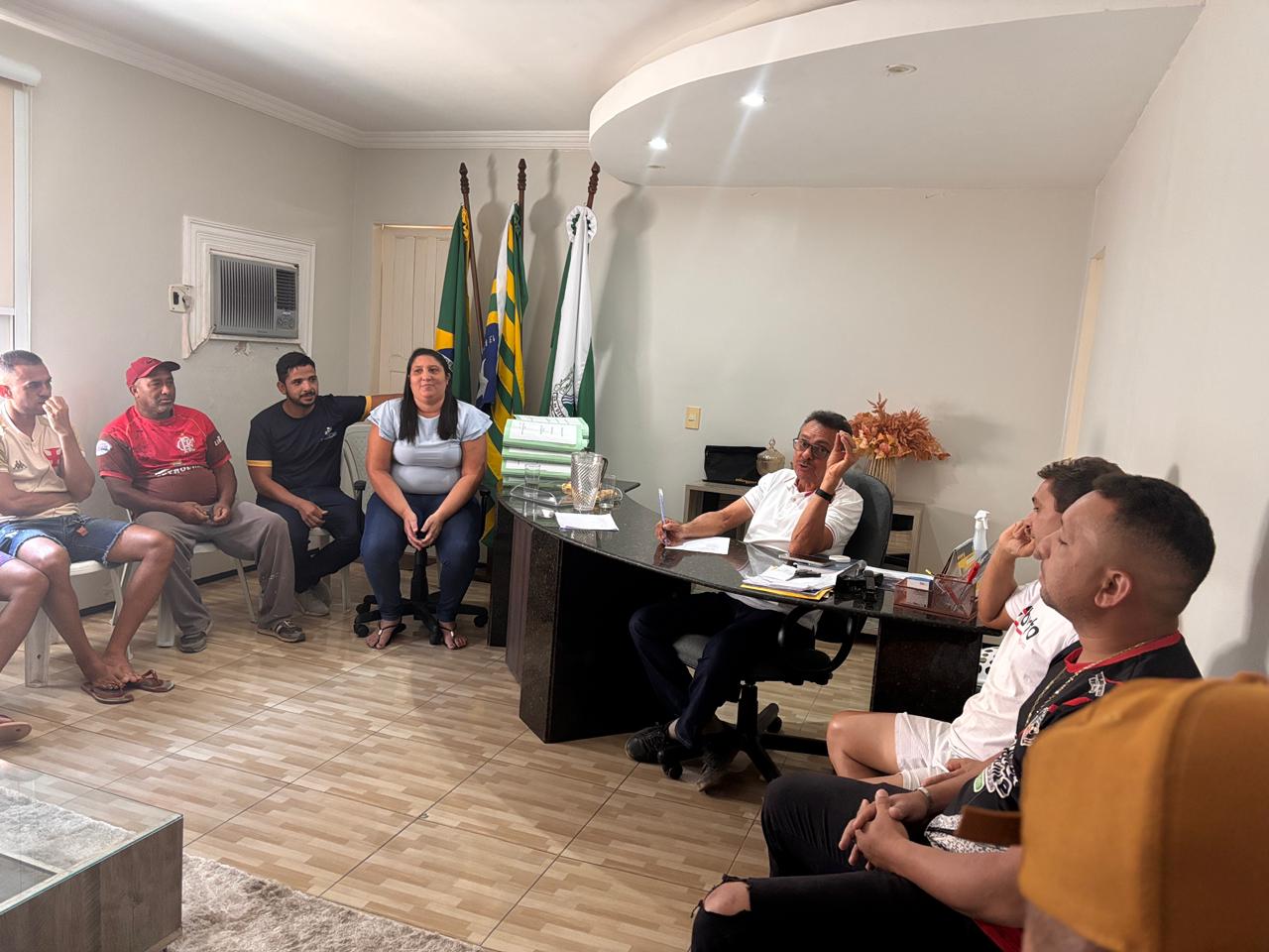 Prefeitura realiza reunião técnica da V Copa Francisco Santos de Futebol Amador - Imagem 4