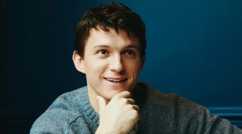 Tom Holland revela transformação após três anos e meio sóbrio: “Me sinto outra pessoa”