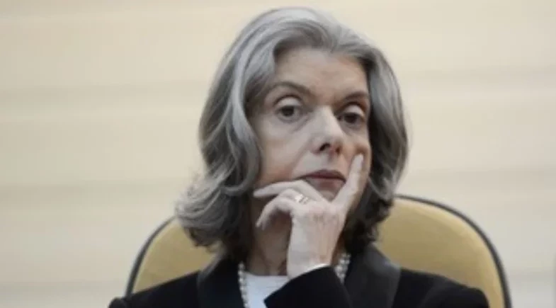 Ministra Cármen Lúcia abre o coração e explica por que nunca quis se casar