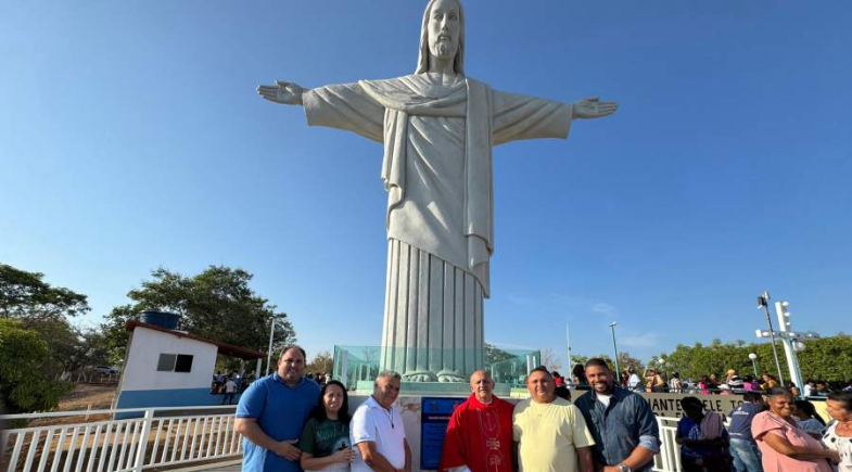 Regeneração celebra a Exaltação da Santa Cruz no Mirante do Morro da Cruz