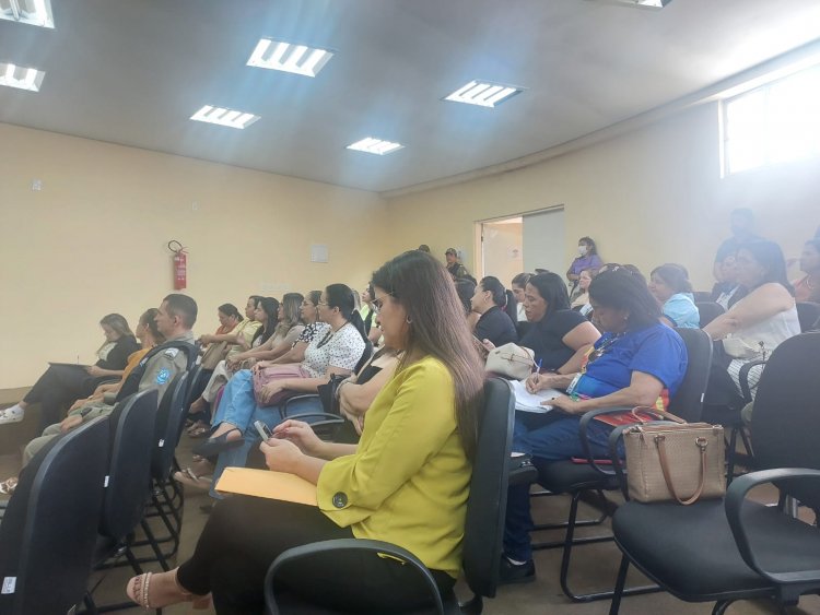 Assistência Social de Floriano realiza encontro sobre Escuta Especializada de crianças e adolescentes - Imagem 1