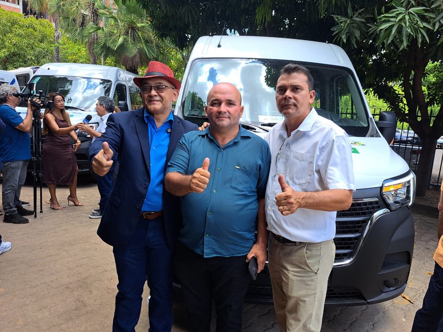 São João do Arraial recebe Van Adaptada para pacientes com deficiência - Imagem 6