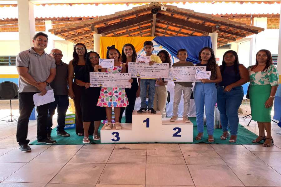 Socorro do Piauí realiza premiação aos alunos do SAEB