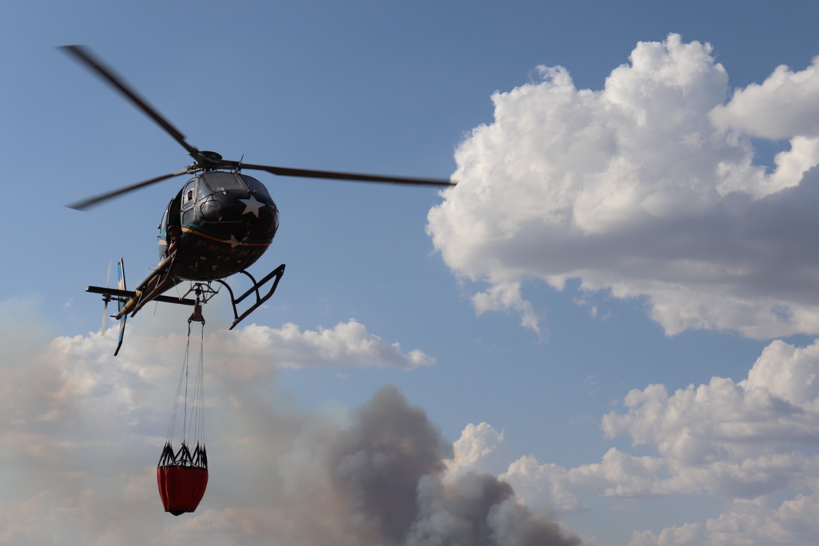 Incêndio no Corredor Ecológico Serra da Capivara–Confusões preocupa equipes devido ao difícil acesso e alta carga de combustível - Imagem 2
