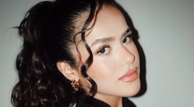 Maisa revela quando recusa tirar  fotos com fãs e choca internauta: “É o jeito”
