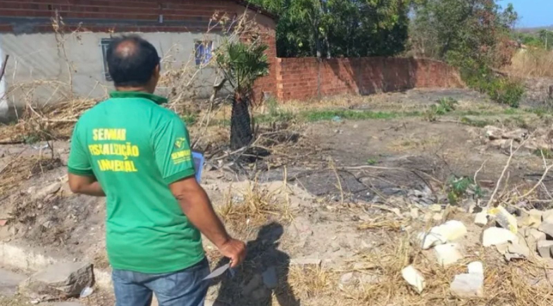 Prefeitura de Pimenteiras realiza ação de panfletagem sobre proibição de queimadas no município