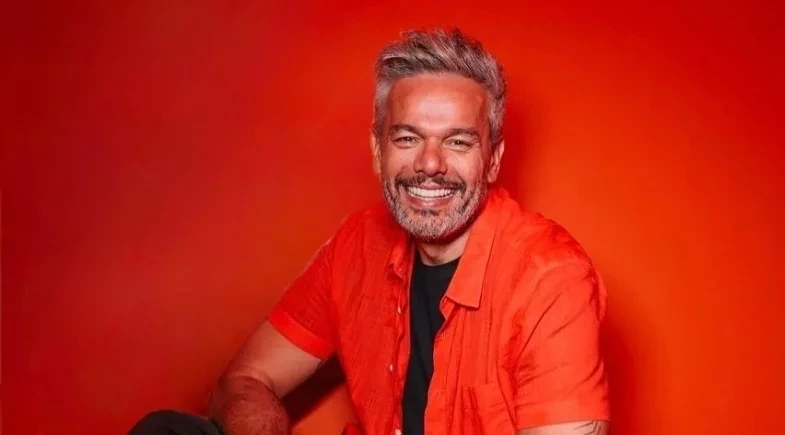 Otaviano Costa fala sobre saúde após cirurgia de emergência: “Vivo intensamente”