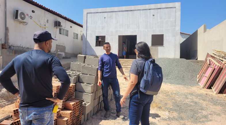 Secretários realizam visita técnica ao centro de fisioterapia em Francinópolis