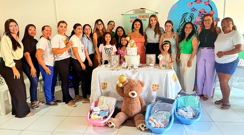Secretária participa de ações do Projeto Momentos Mamãe&Bebê no CRAS em Parnaíba