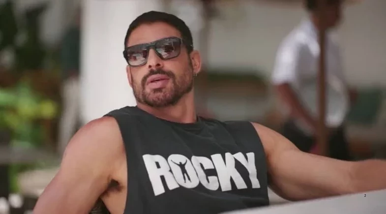 Final de César em 'Vale Tudo': romance gay, trisal secreto e filho abandonado