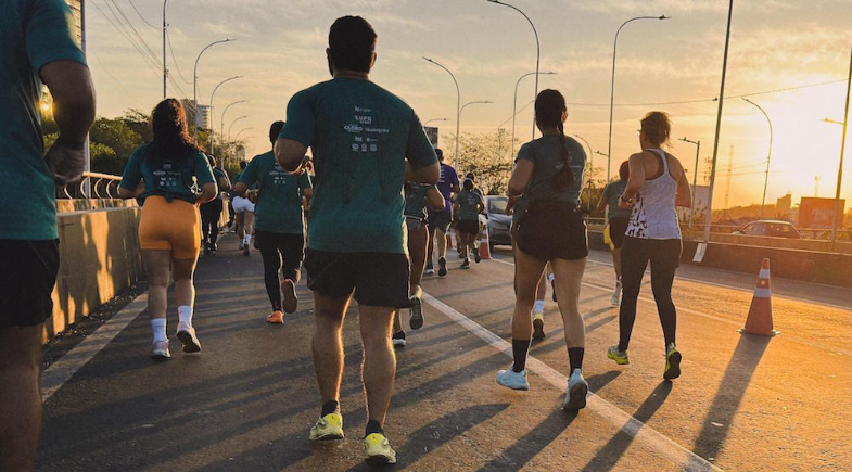 Corrida e saúde mental: psicóloga destaca benefícios contra o estresse