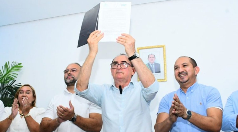 Prefeitura de Floriano lança editais de concurso público com vagas imediatas e cadastro de reserva