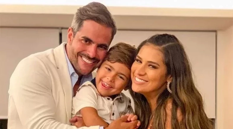 Marido de Simone Mendes vai parar no hospital após cantora e filho serem internados