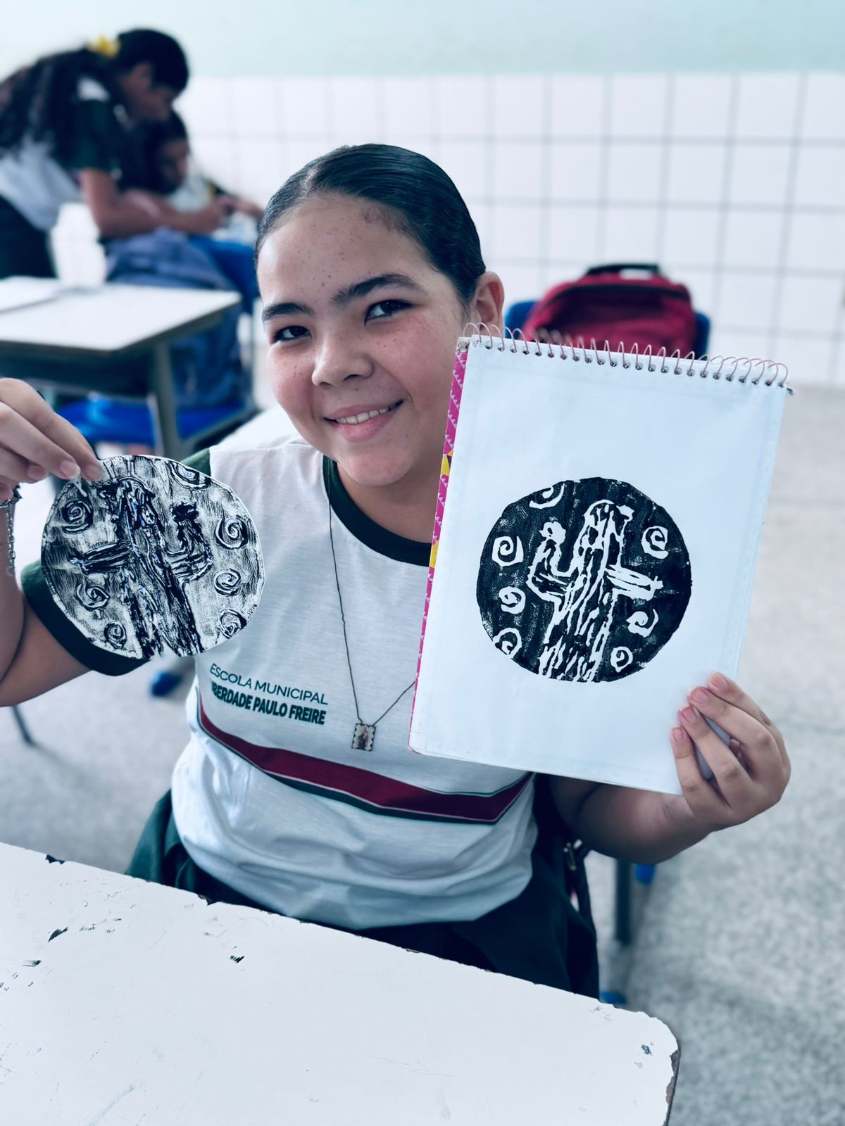 Alunos do 7º Ano da Escola Municipal da Liberdade Paulo Freire Aprendem Xilogravura - Imagem 2